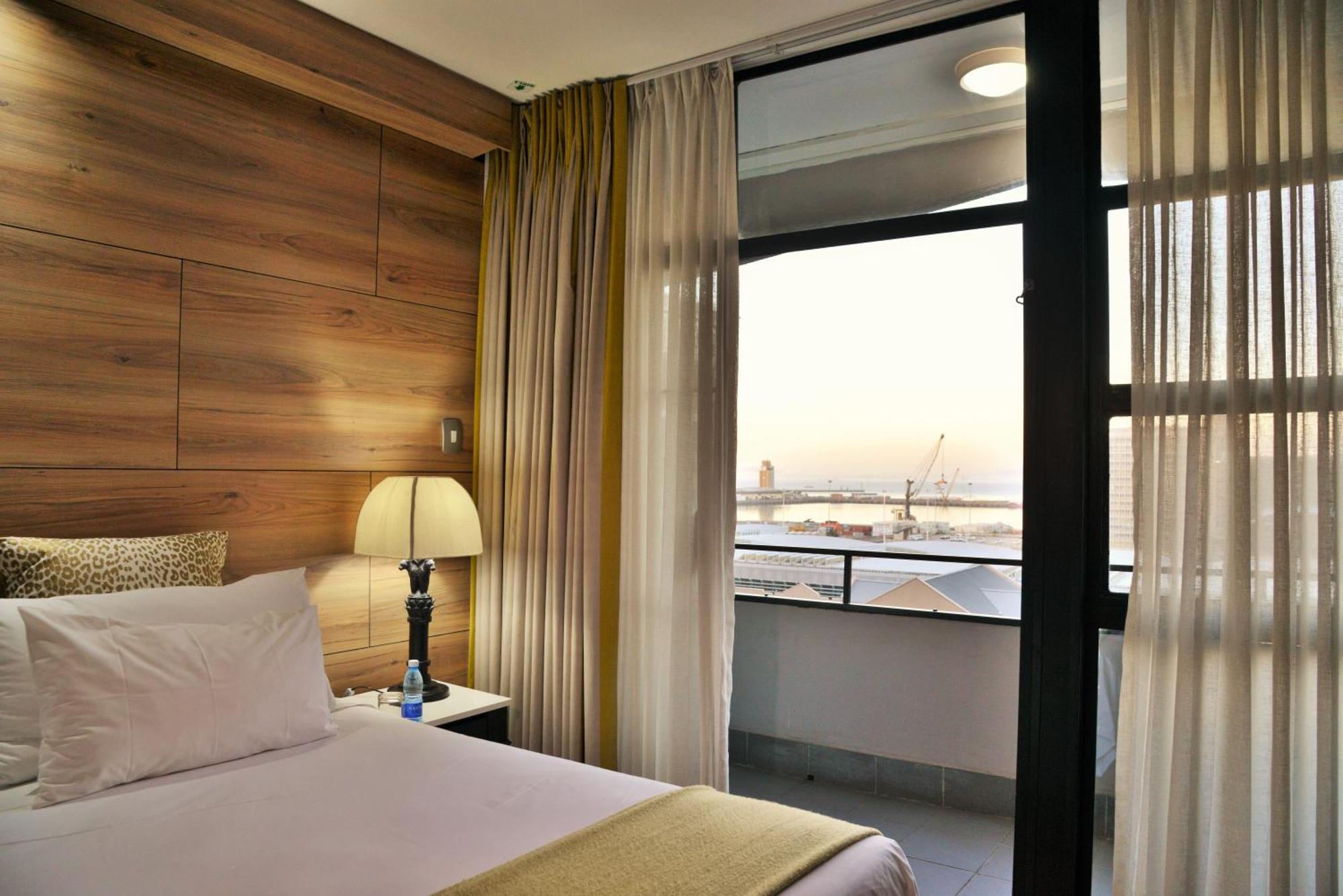 The Capetonian - Halal Hotel Кейптаун Екстериор снимка